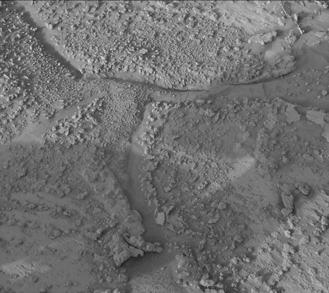 Sol 3735: Mast Camera (Mastcam)