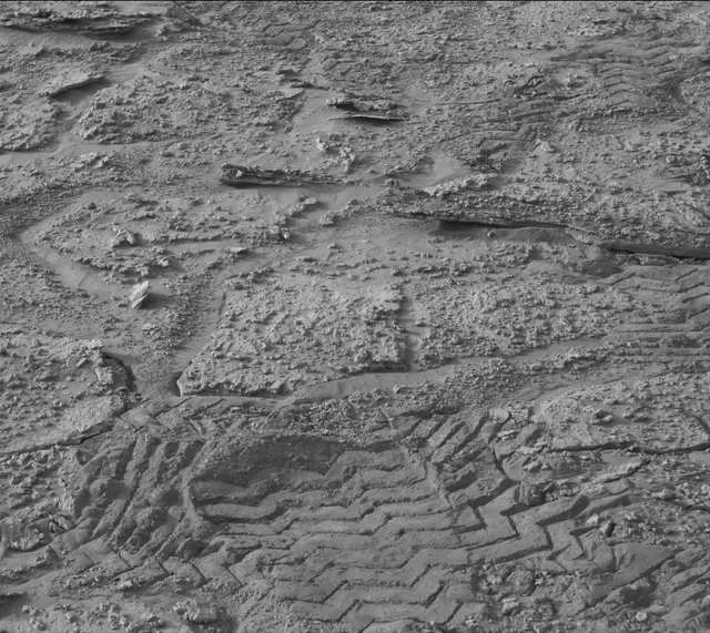 Sol 3735: Mast Camera (Mastcam)