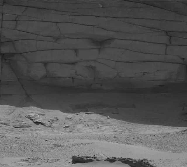 Sol 3735: Mast Camera (Mastcam)