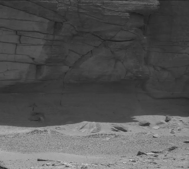 Sol 3735: Mast Camera (Mastcam)