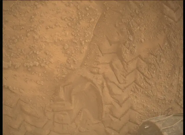 Sol 3735: Mars Descent Imager (MARDI)