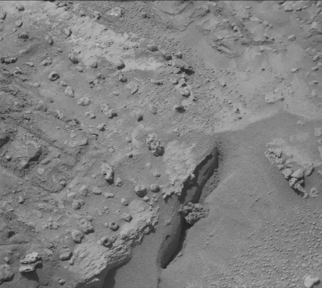 Sol 3737: Mast Camera (Mastcam)