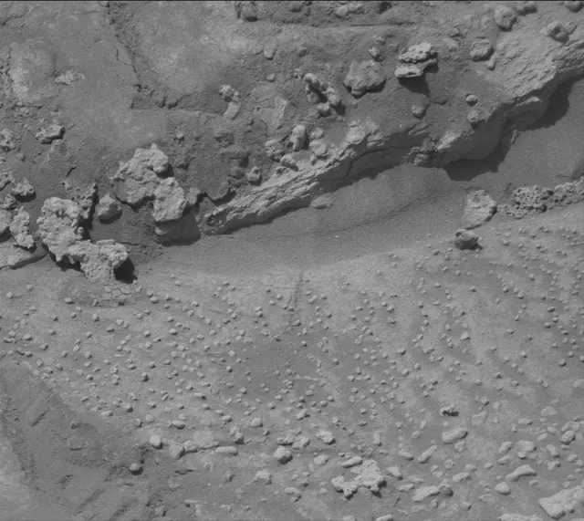 Sol 3737: Mast Camera (Mastcam)