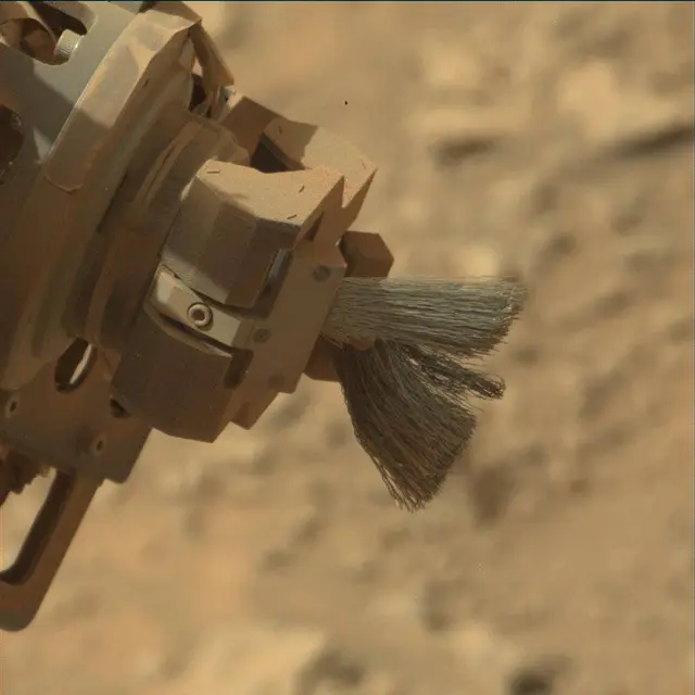 Sol 3737: Mast Camera (Mastcam)