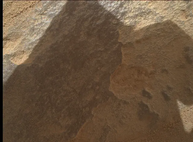 Sol 3737: Mars Hand Lens Imager (MAHLI)