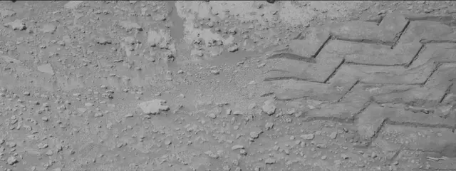 Sol 3738: Mast Camera (Mastcam)