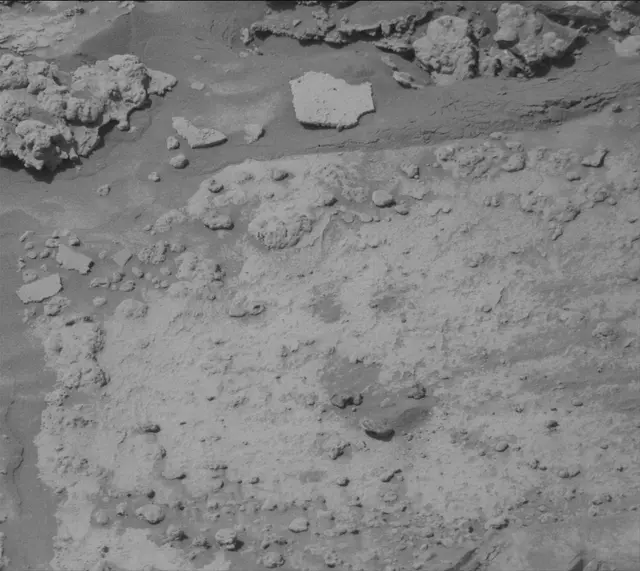 Sol 3738: Mast Camera (Mastcam)