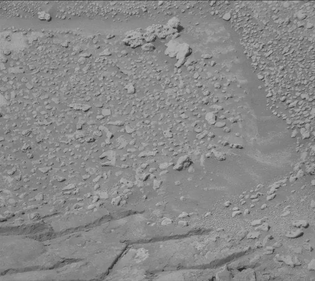 Sol 3738: Mast Camera (Mastcam)