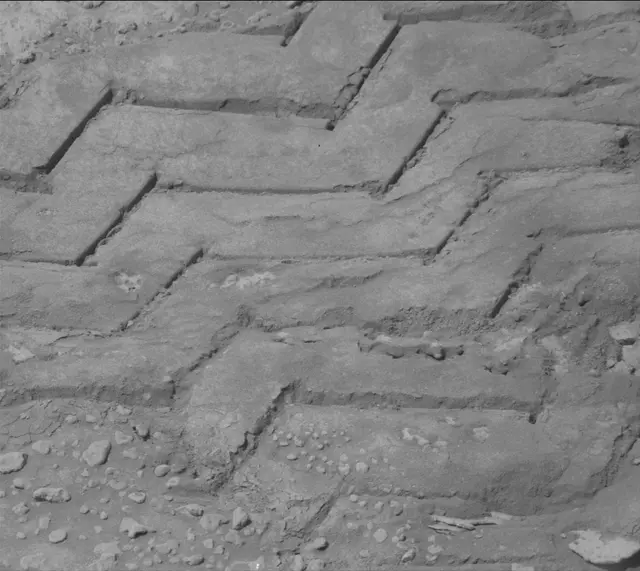 Sol 3738: Mast Camera (Mastcam)