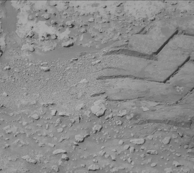 Sol 3738: Mast Camera (Mastcam)