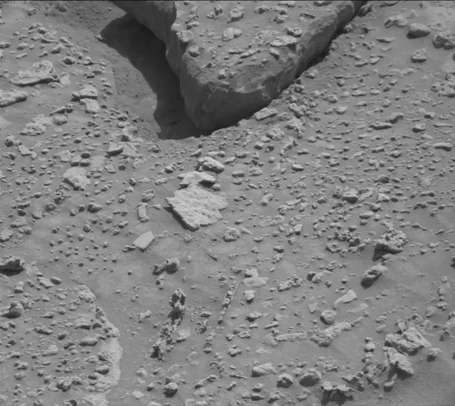 Sol 3739: Mast Camera (Mastcam)