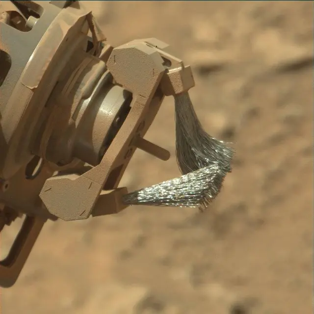 Sol 3739: Mast Camera (Mastcam)