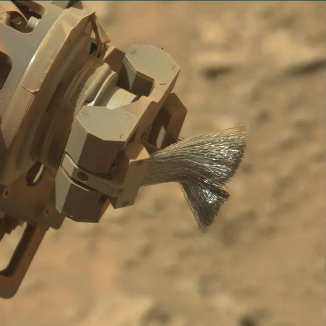 Sol 3739: Mast Camera (Mastcam)