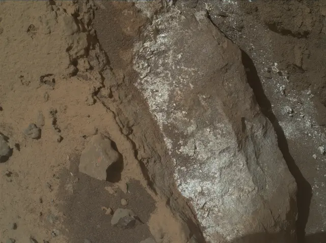 Sol 3739: Mars Hand Lens Imager (MAHLI)