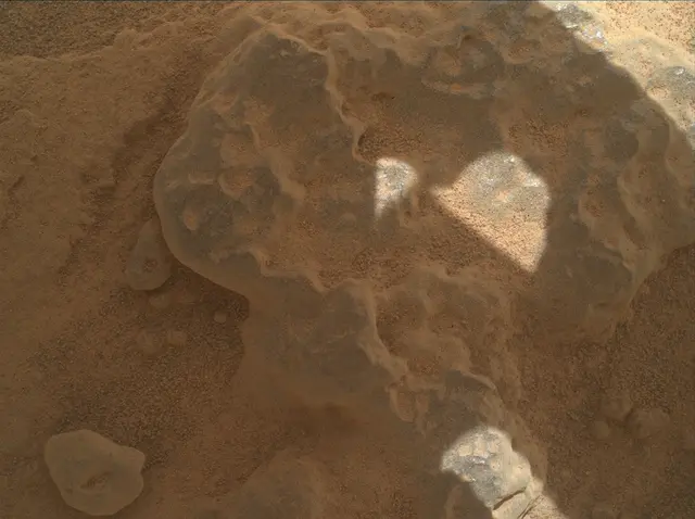 Sol 3739: Mars Hand Lens Imager (MAHLI)
