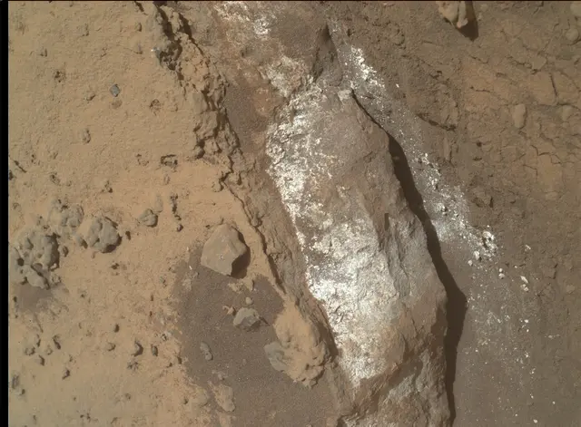 Sol 3739: Mars Hand Lens Imager (MAHLI)