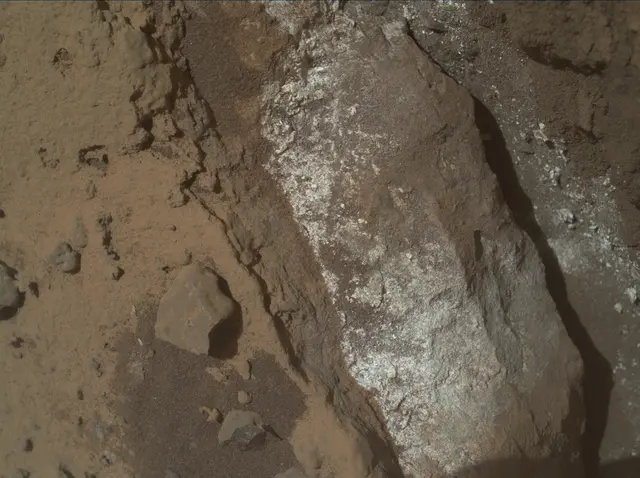 Sol 3739: Mars Hand Lens Imager (MAHLI)
