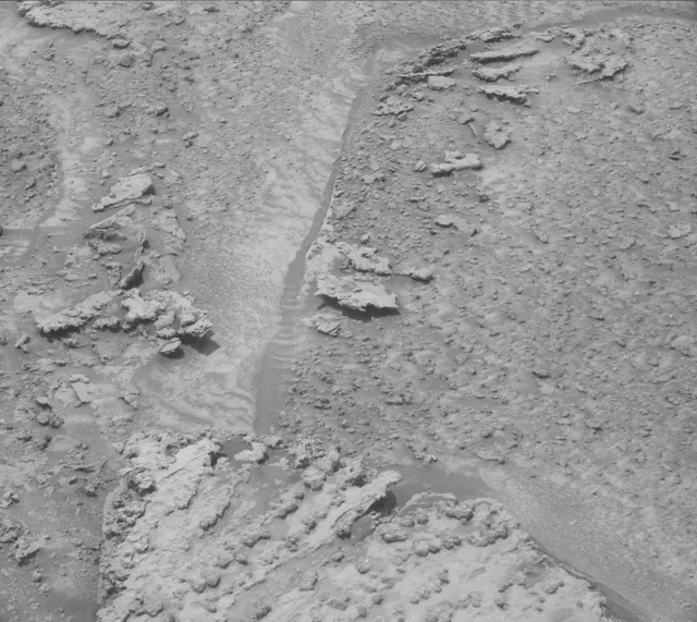 Sol 3740: Mast Camera (Mastcam)