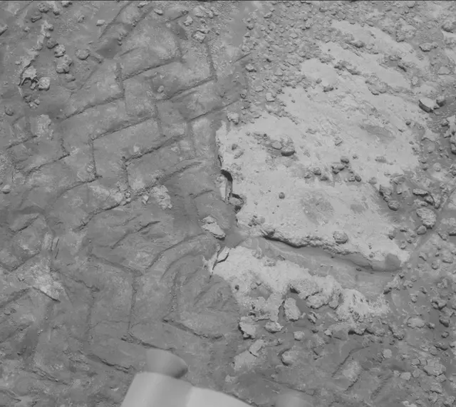Sol 3740: Mast Camera (Mastcam)
