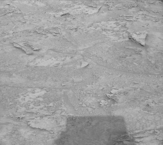 Sol 3740: Mast Camera (Mastcam)