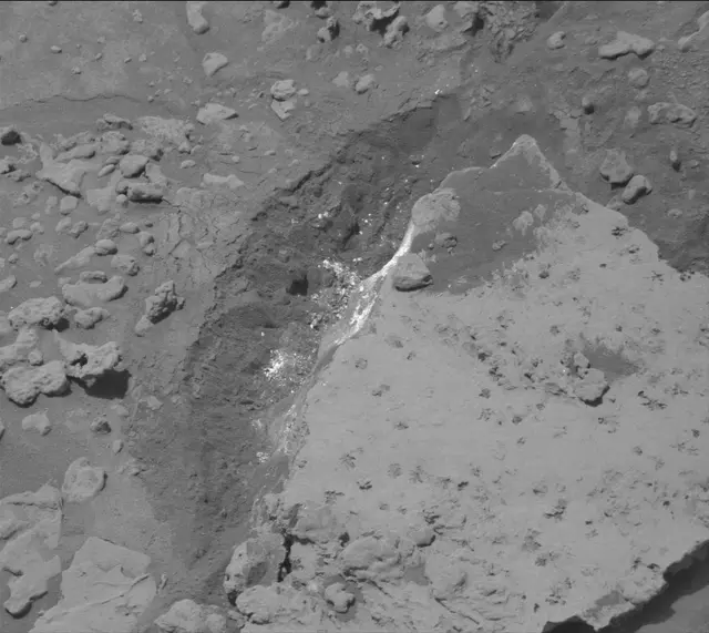 Sol 3740: Mast Camera (Mastcam)