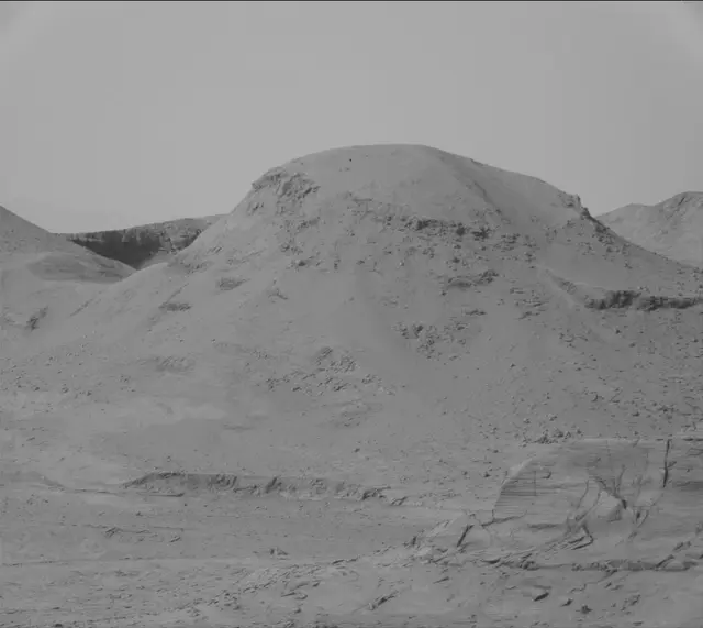 Sol 3740: Mast Camera (Mastcam)
