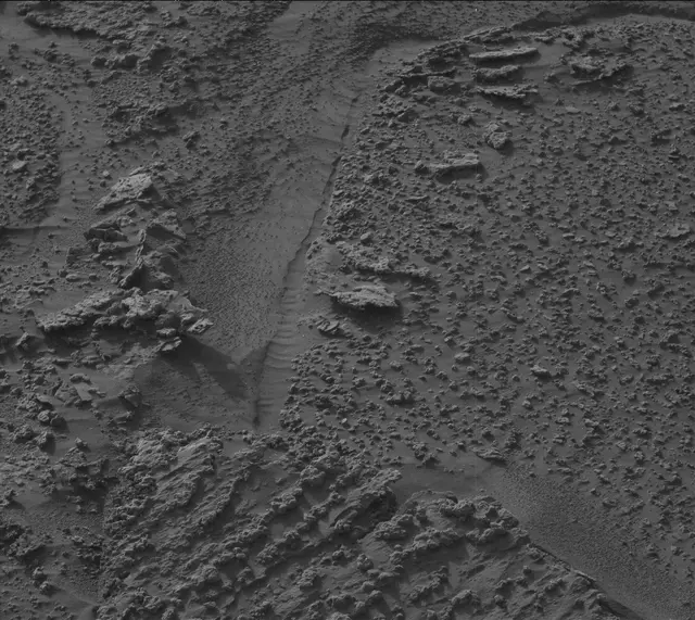 Sol 3742: Mast Camera (Mastcam)