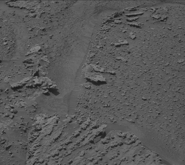 Sol 3743: Mast Camera (Mastcam)