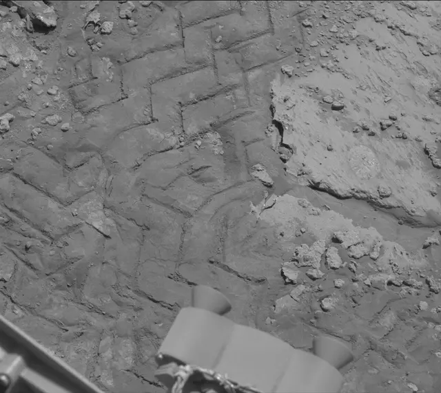 Sol 3743: Mast Camera (Mastcam)
