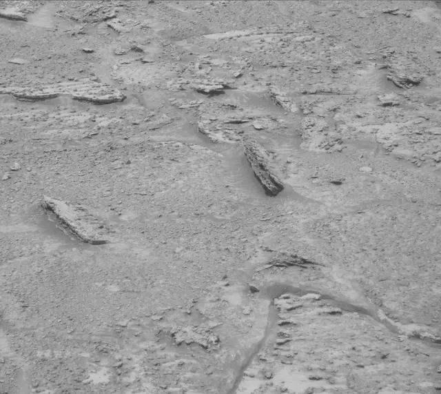 Sol 3744: Mast Camera (Mastcam)