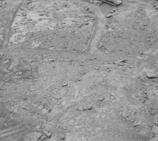 Sol 3744: Mast Camera (Mastcam)