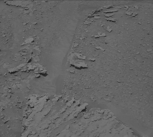 Sol 3744: Mast Camera (Mastcam)