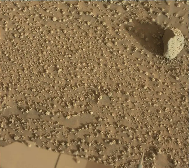 Sol 3744: Mast Camera (Mastcam)