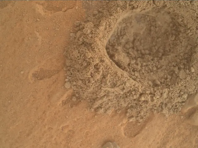 Sol 3744: Mars Hand Lens Imager (MAHLI)