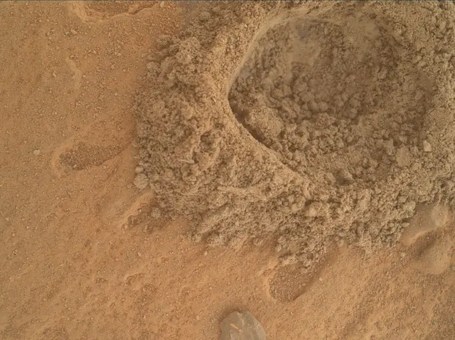 Sol 3744: Mars Hand Lens Imager (MAHLI)