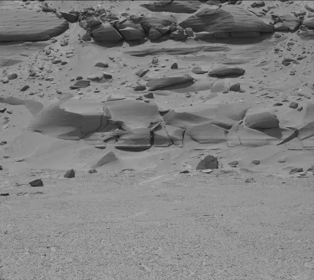 Sol 3746: Mast Camera (Mastcam)