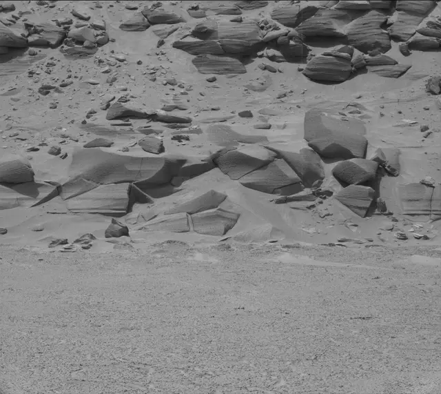 Sol 3746: Mast Camera (Mastcam)