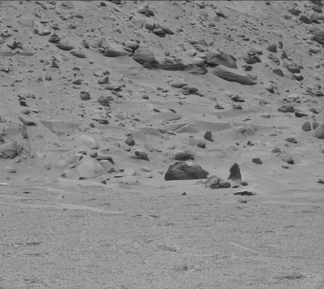 Sol 3746: Mast Camera (Mastcam)