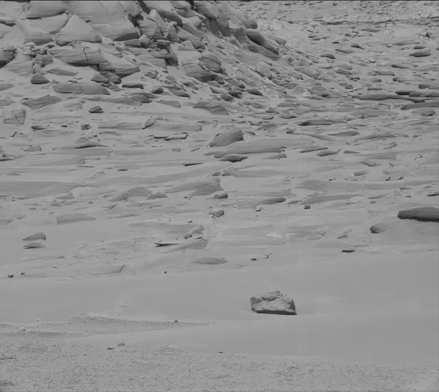 Sol 3746: Mast Camera (Mastcam)