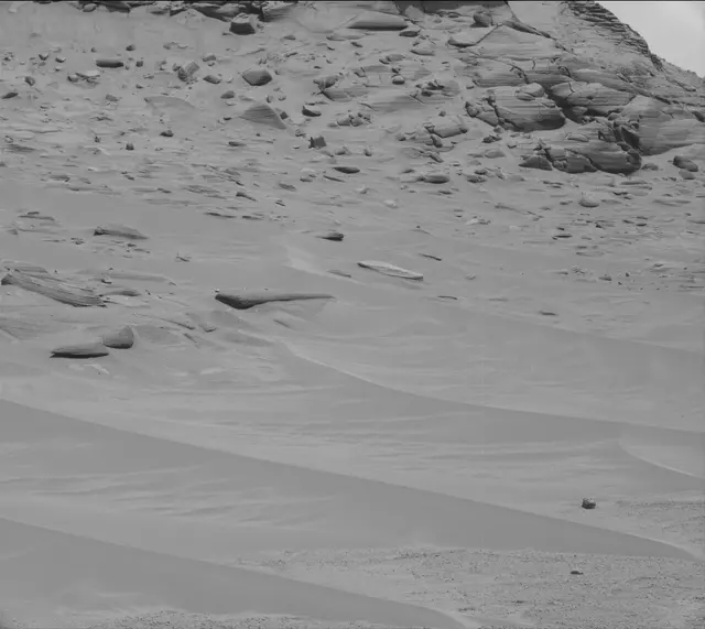 Sol 3746: Mast Camera (Mastcam)