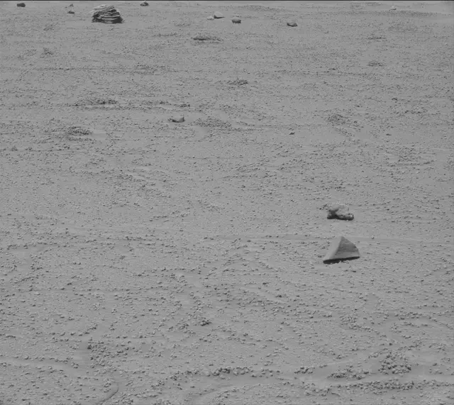 Sol 3746: Mast Camera (Mastcam)