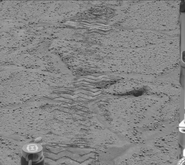 Sol 3746: Mast Camera (Mastcam)