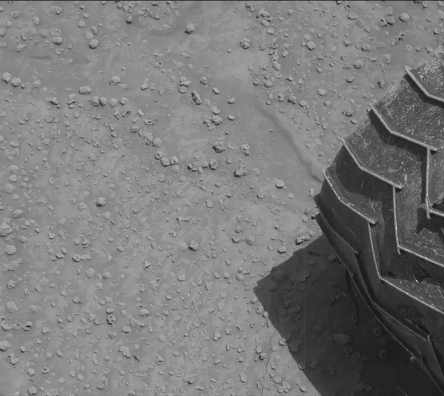 Sol 3746: Mast Camera (Mastcam)