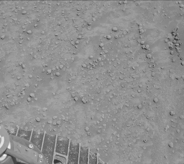 Sol 3746: Mast Camera (Mastcam)