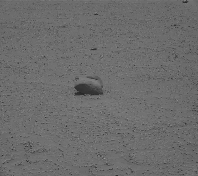 Sol 3747: Mast Camera (Mastcam)