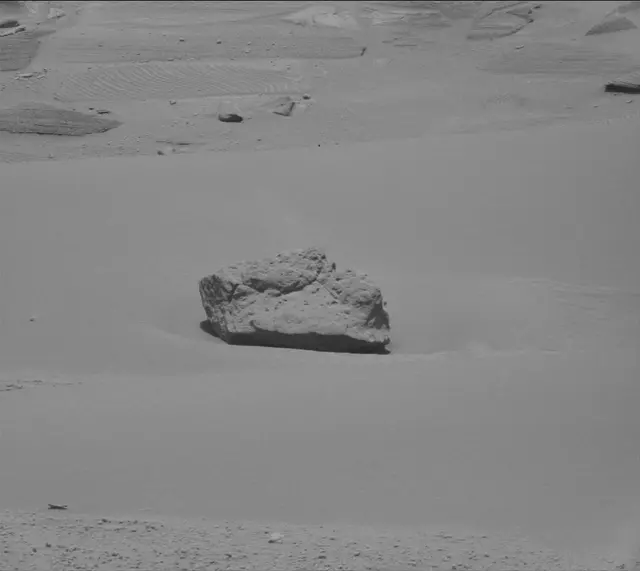 Sol 3747: Mast Camera (Mastcam)