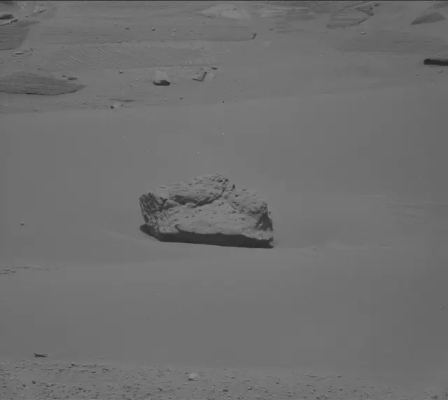 Sol 3747: Mast Camera (Mastcam)