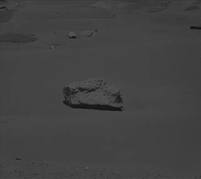 Sol 3747: Mast Camera (Mastcam)