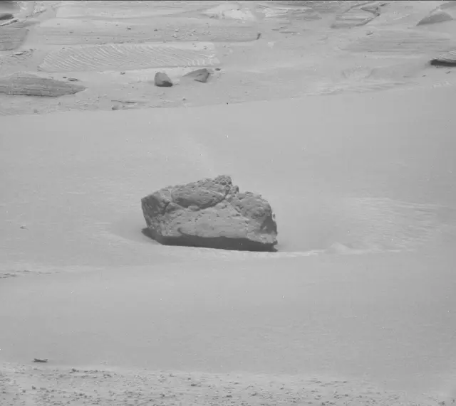 Sol 3747: Mast Camera (Mastcam)