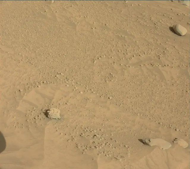 Sol 3748: Mast Camera (Mastcam)